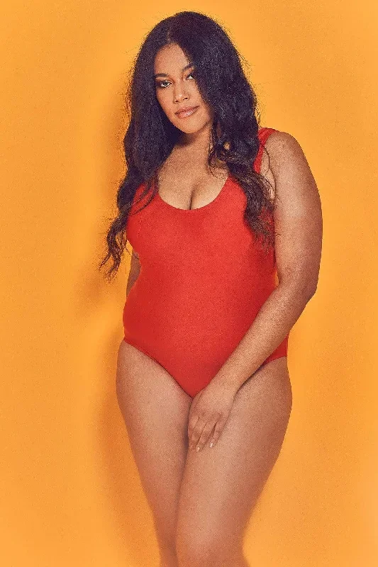 halley-red-scoop-swimsuit-curve