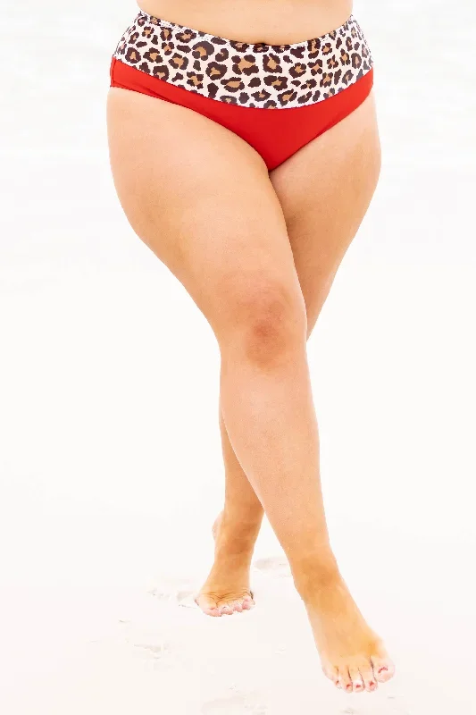 hidden-islands-swim-bottom-red