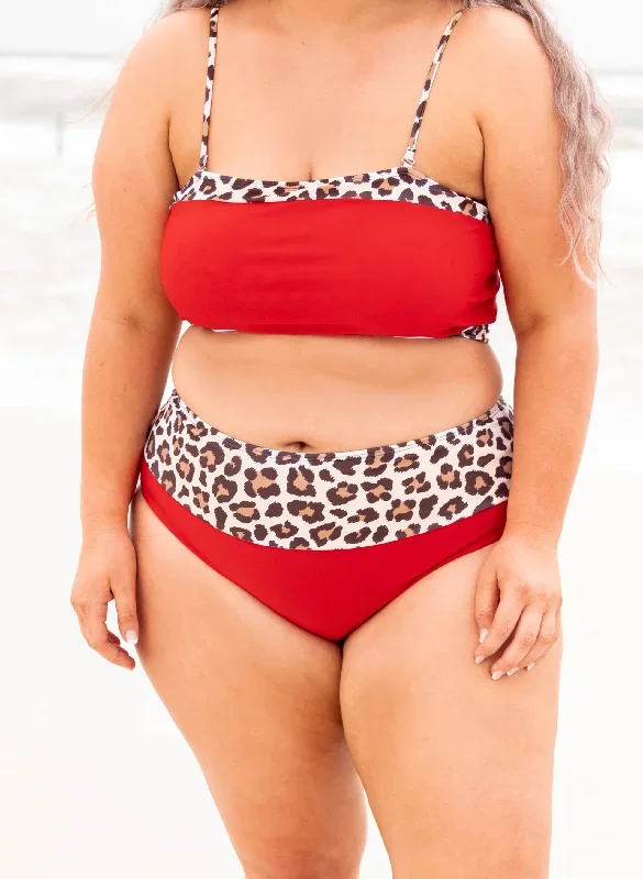 hidden-islands-swim-bottom-red